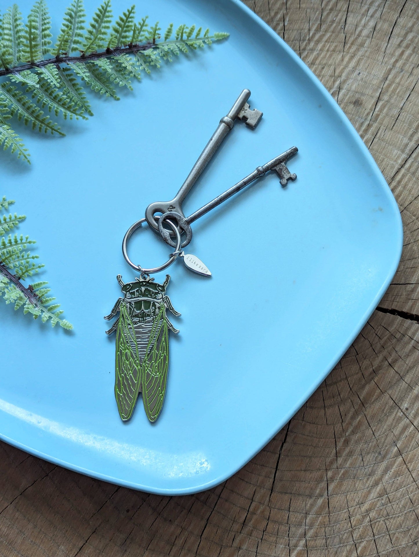 Metal Enamel Keychain | Cicada