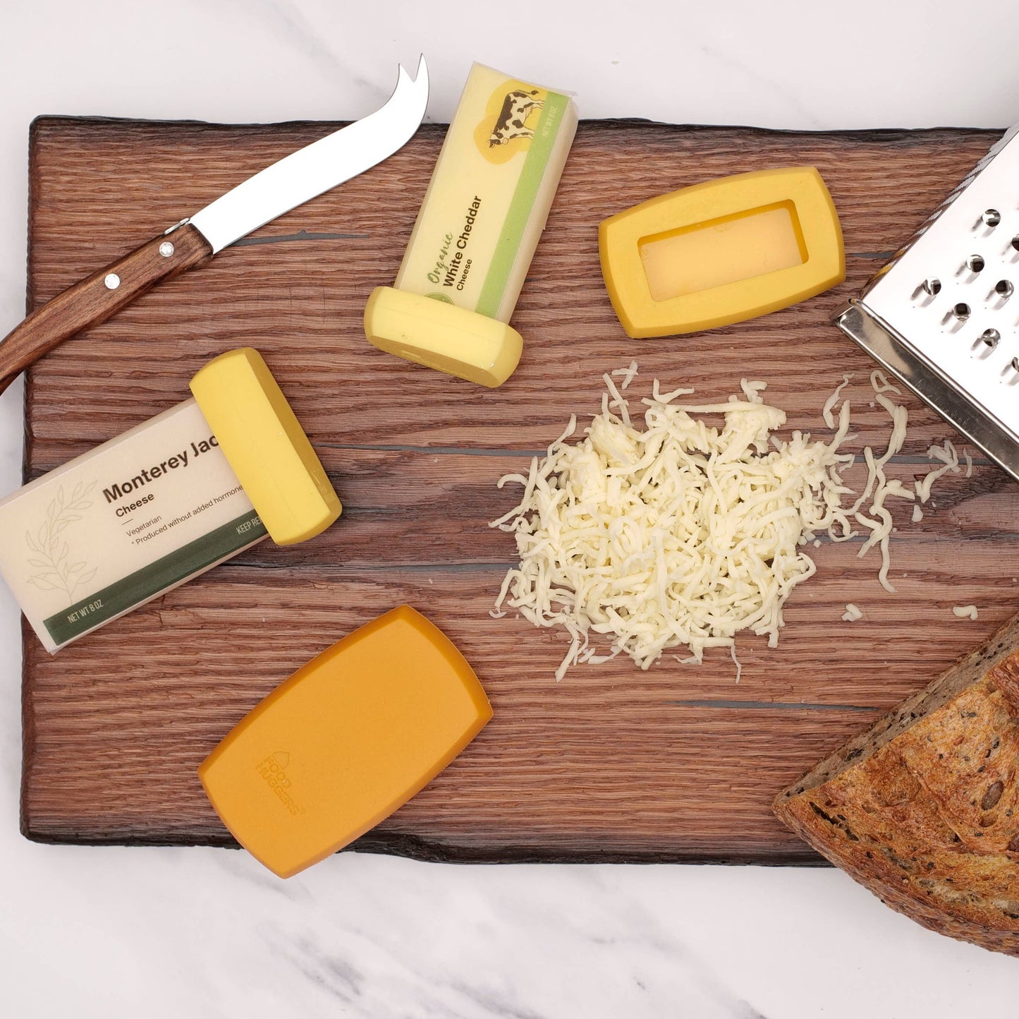 BESTSELLER Set of 4 Cheese Huggers – Ideal for Cheese Lovers